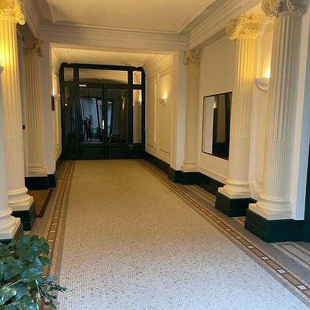 パリMagnifique Studio Champs-Elyseeアパートメント エクステリア 写真